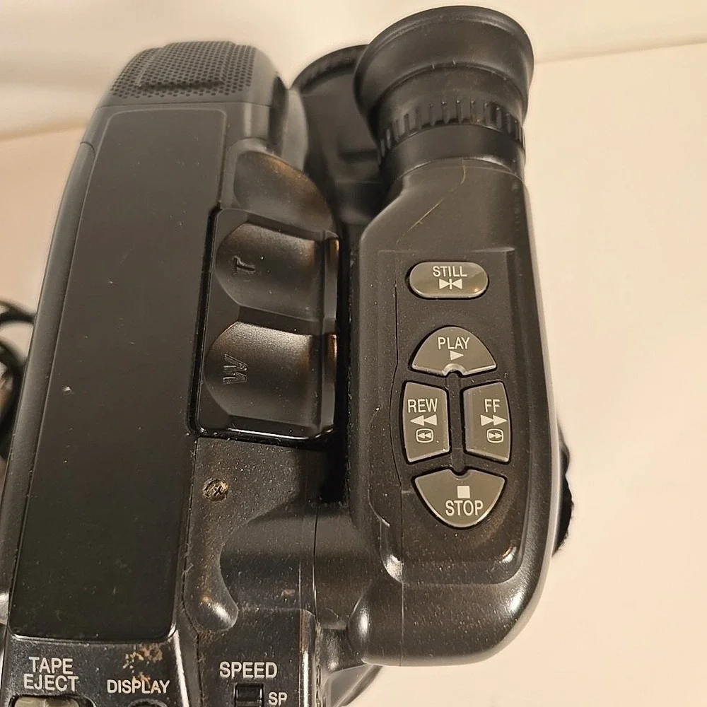 PANASONIC Palmcorder PV-IQ204 VHS-C Color Video Camcorder Tested With Power Cord